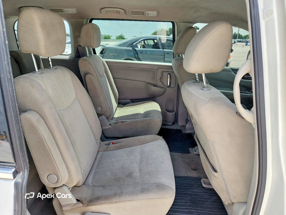 Nissan Quest 2016