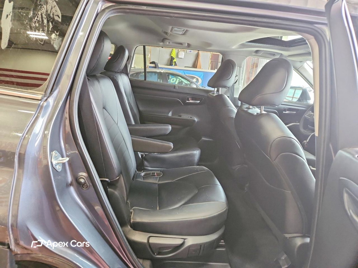 Toyota Highlander 2023