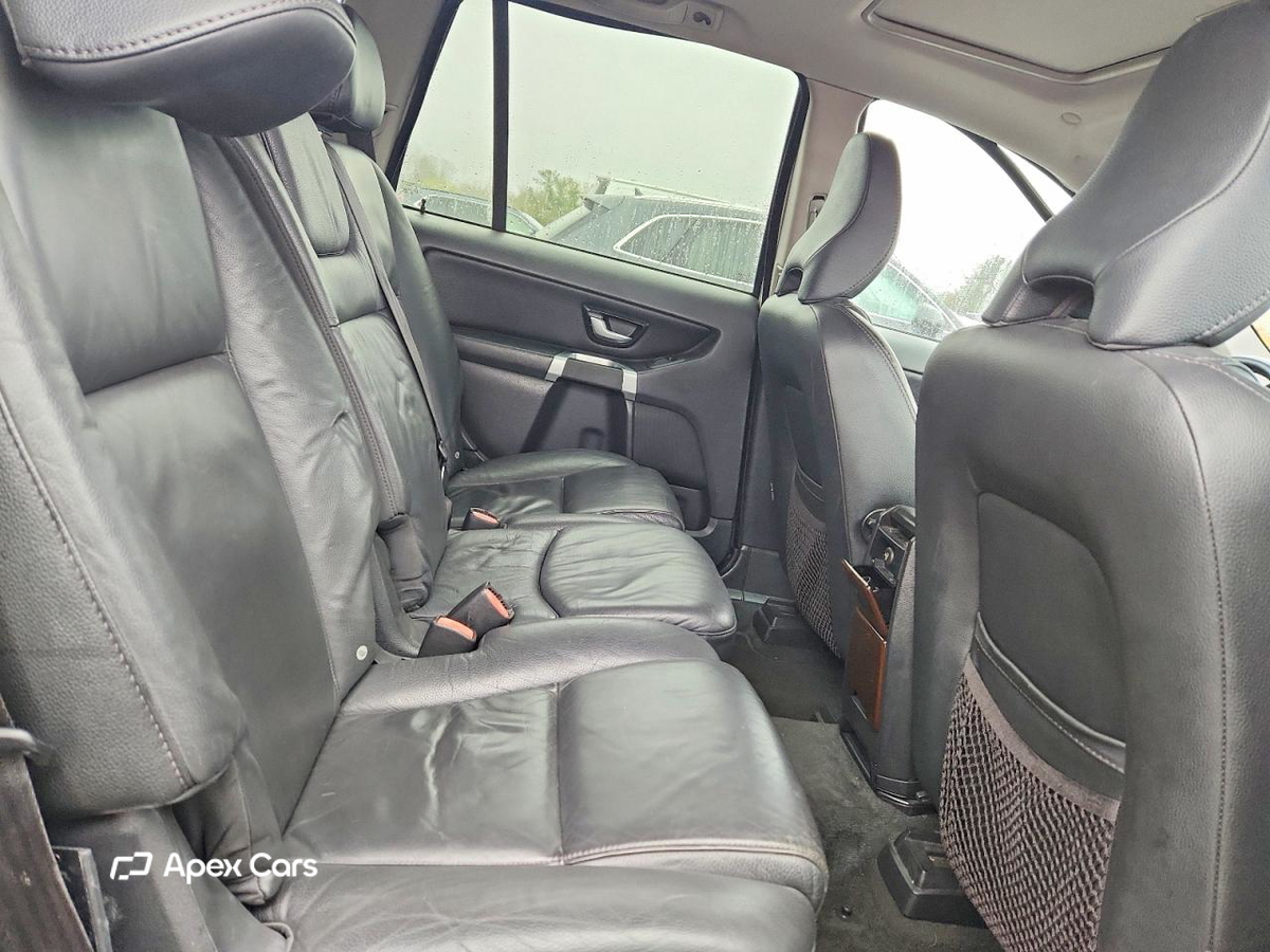 Volvo XC90 2012