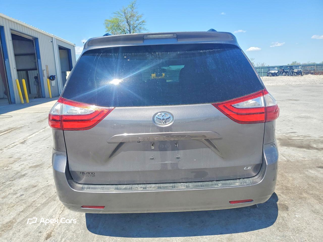 Toyota Sienna 2016
