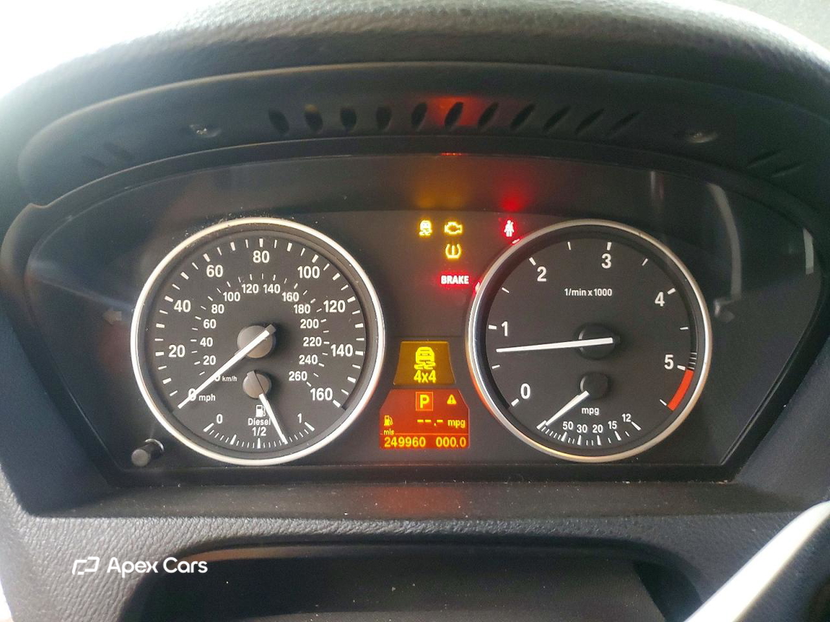 BMW X5 2011