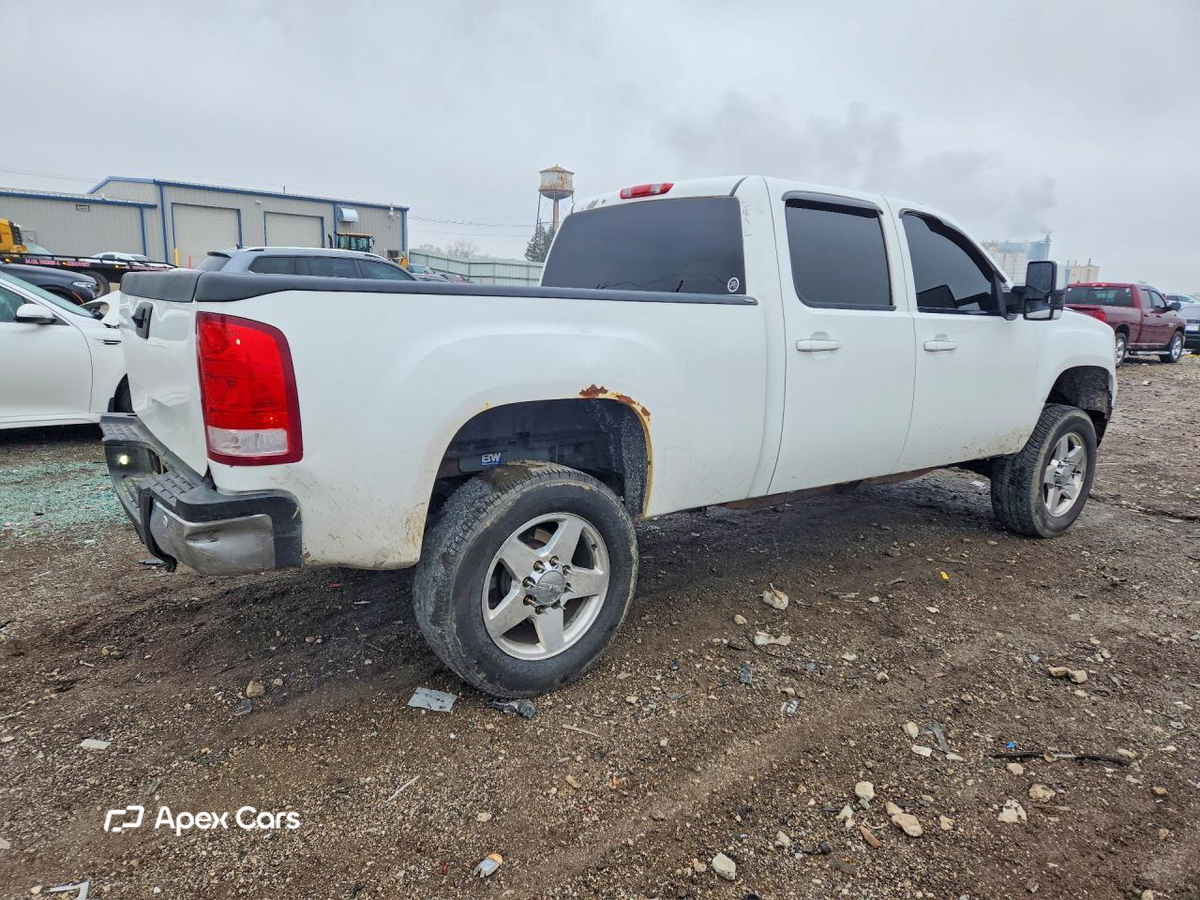 GMC Sierra 2013