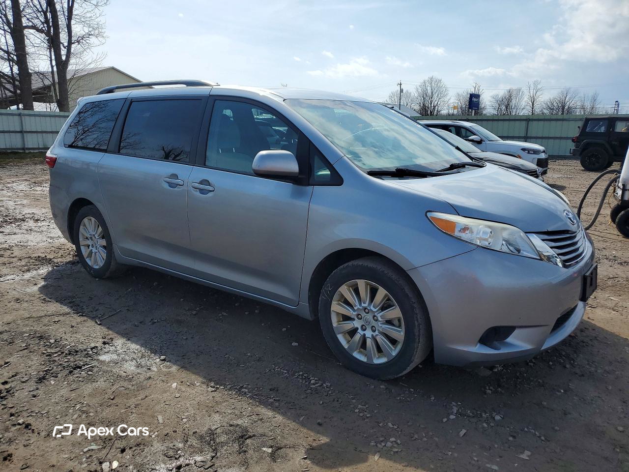 Toyota Sienna 2015