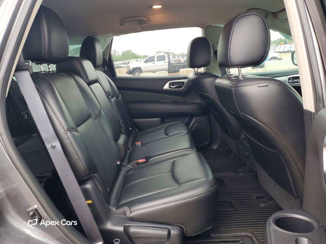 Nissan Pathfinder 2017