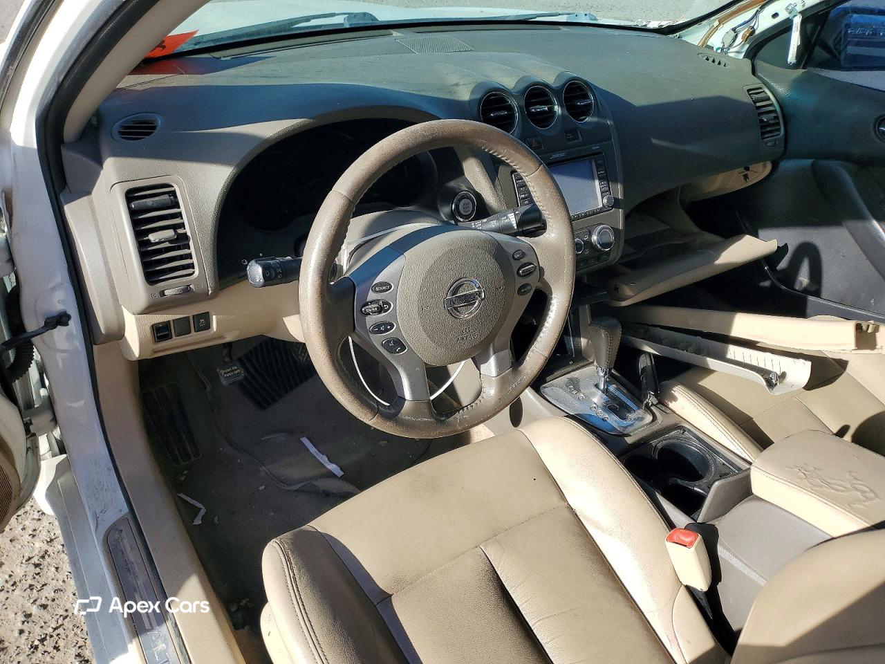 Nissan Altima 2011