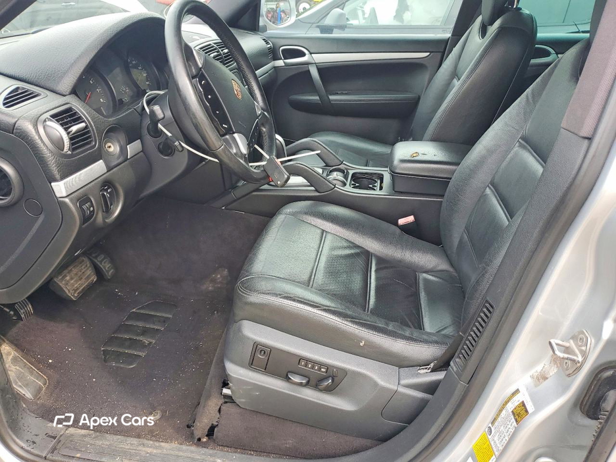 Porsche Cayenne 2010