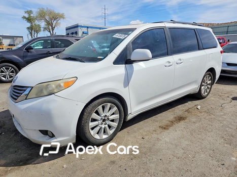 Toyota Sienna 2011 - Image 1 of 13
