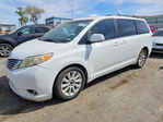 Toyota Sienna 2011
