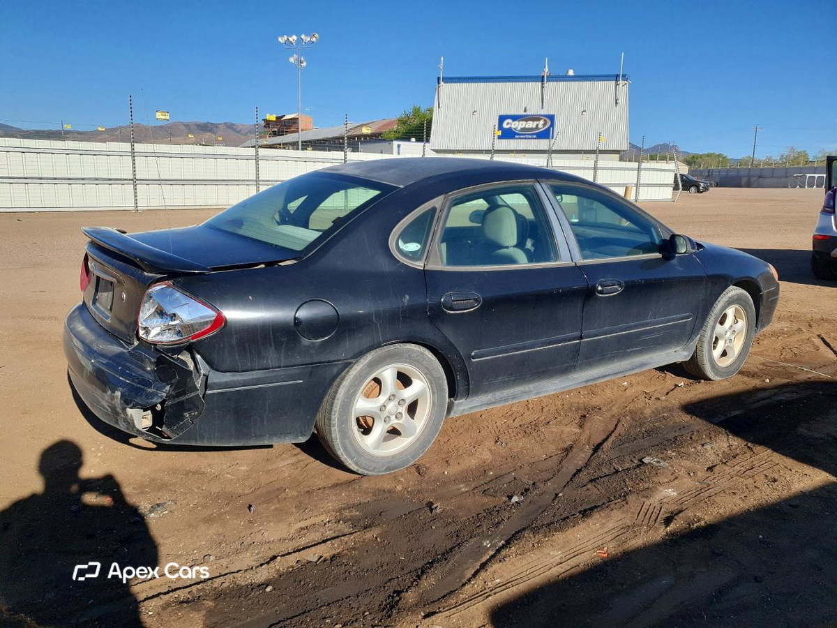 Ford Taurus 2001