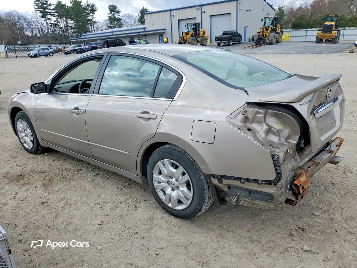 Nissan Altima 2012