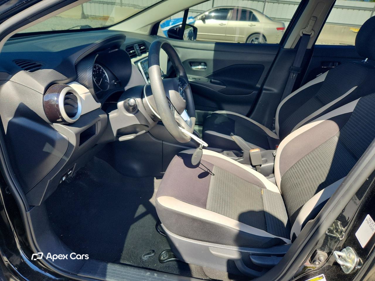 Nissan Versa 2021