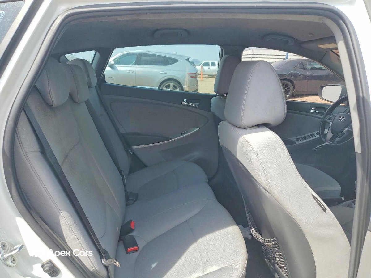 Hyundai Accent 2013