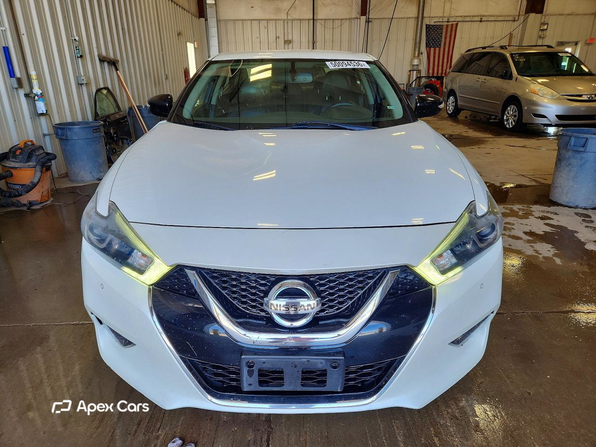 Nissan Maxima 2018