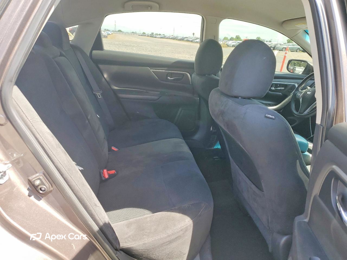 Nissan Altima 2015