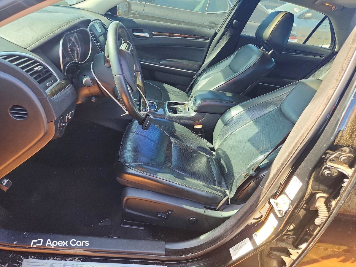 Chrysler 300 2015