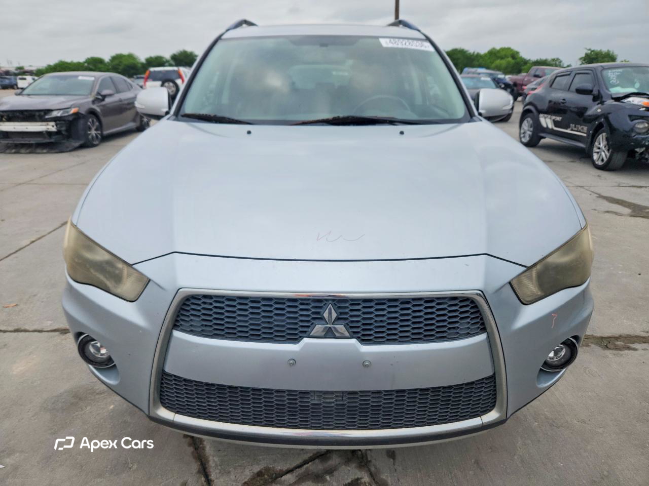 Mitsubishi Outlander 2010