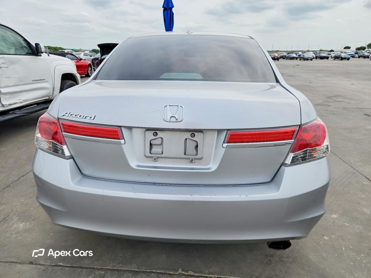 Honda Accord 2011