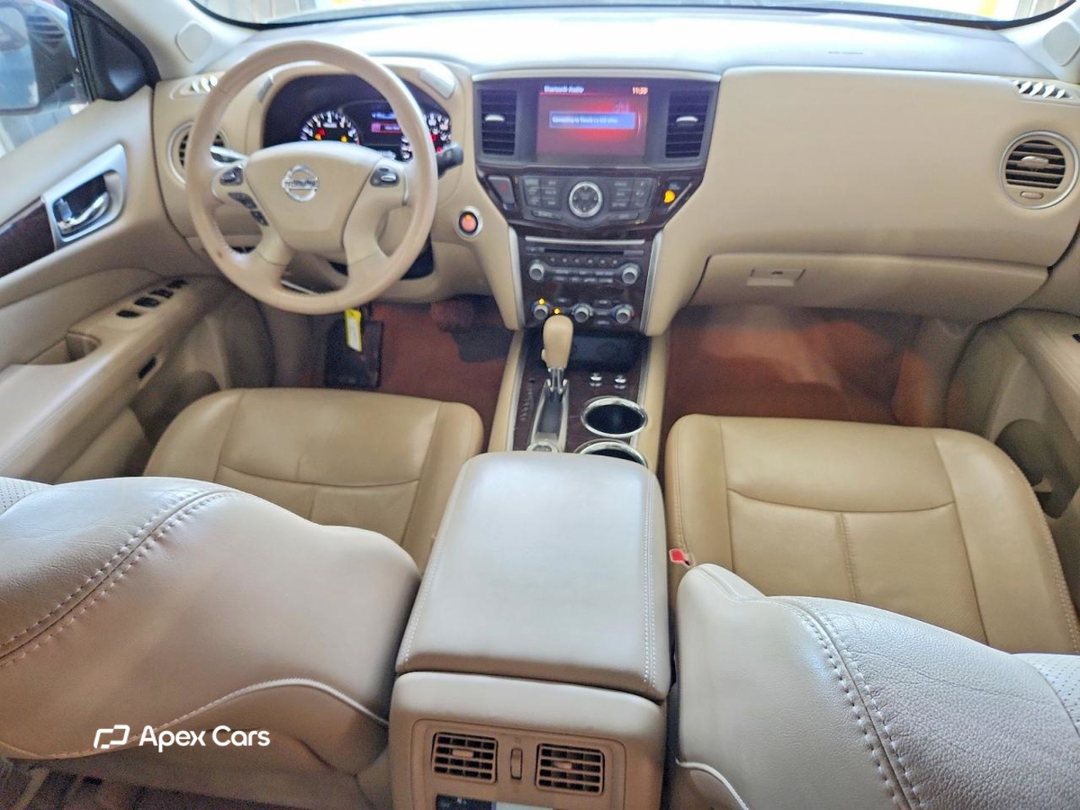 Nissan Pathfinder 2014