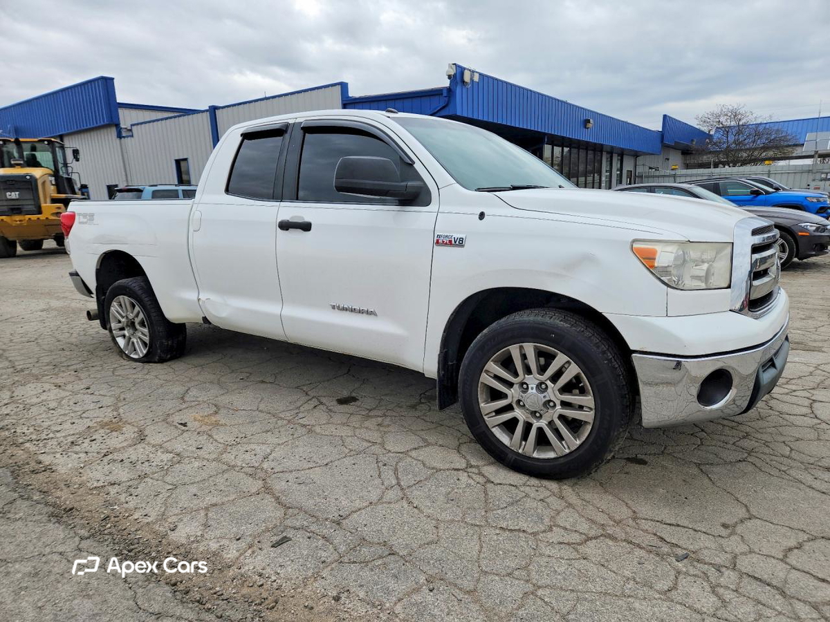 Toyota Tundra 2013