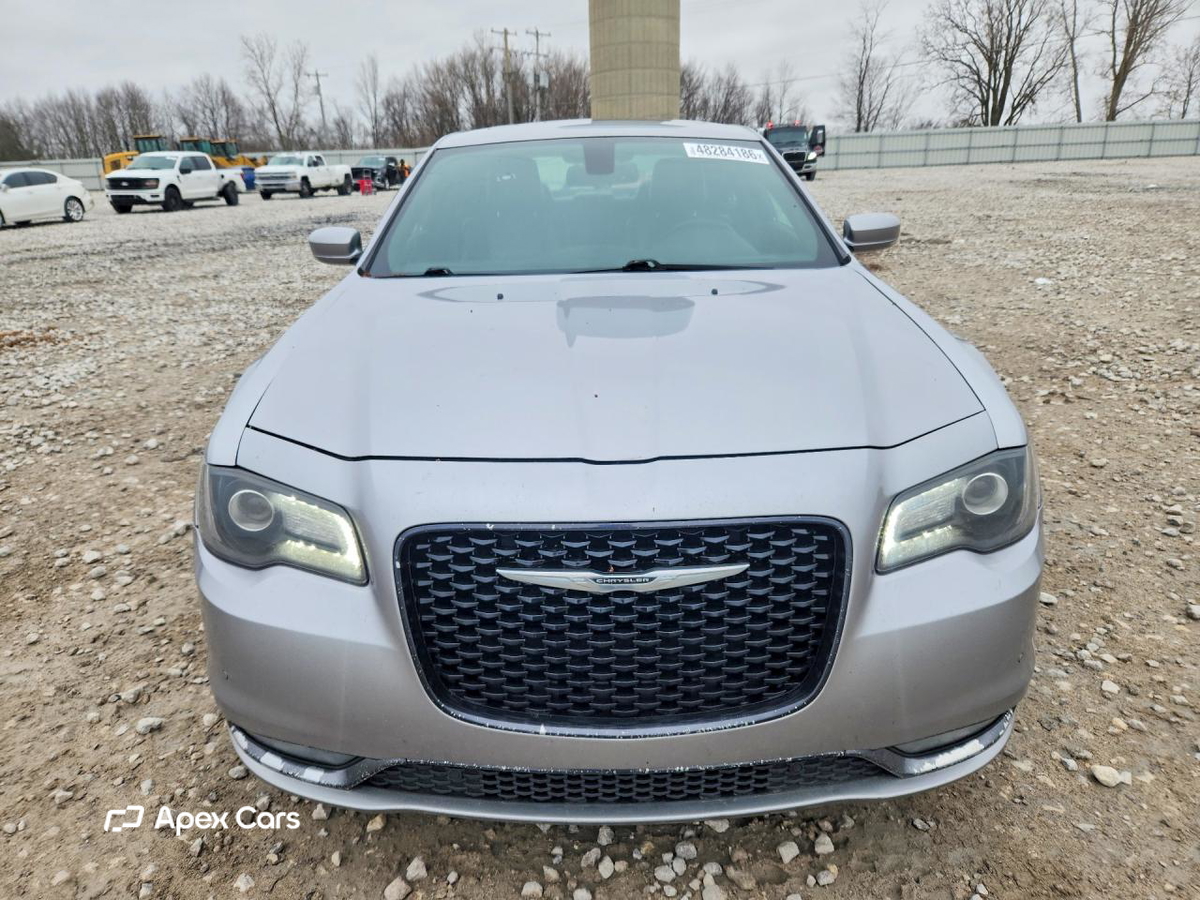 Chrysler 300 2015