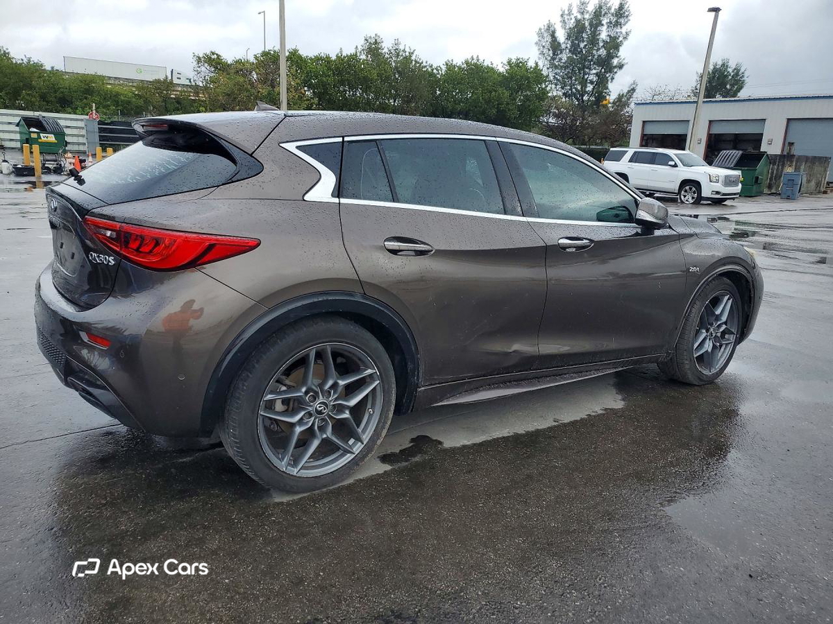 Infiniti QX30 2017