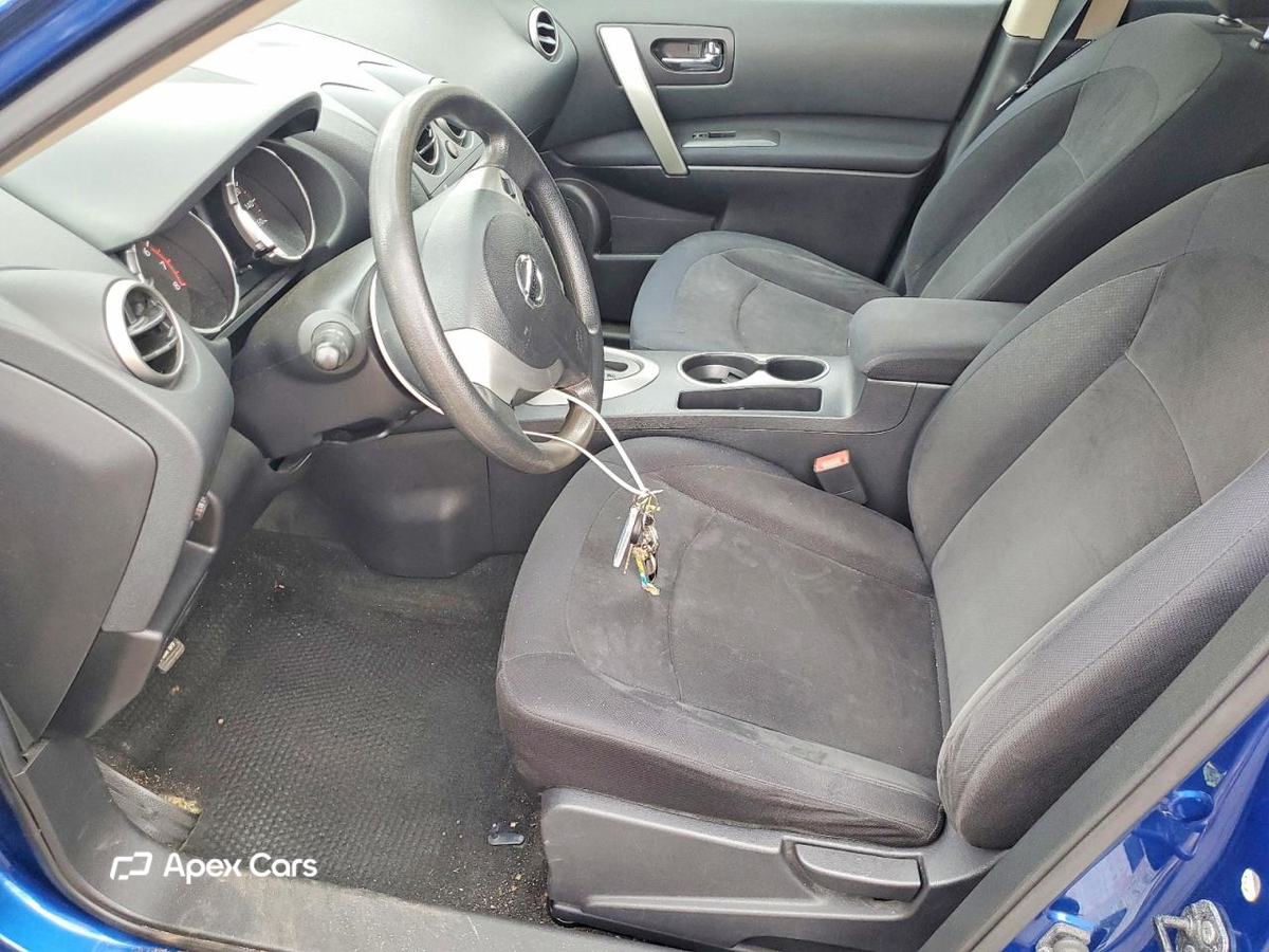 Nissan Rogue 2010
