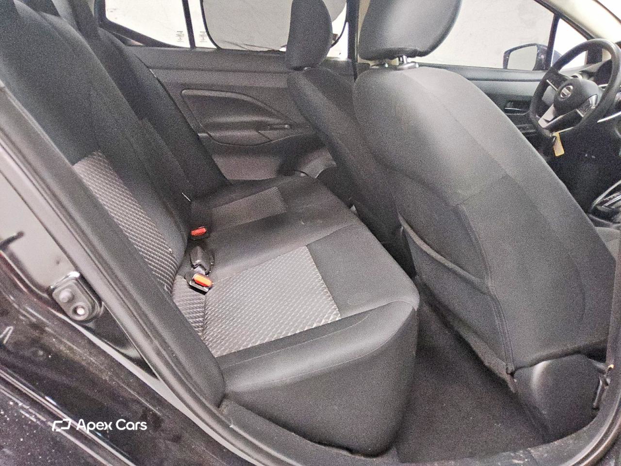 Nissan Versa 2021