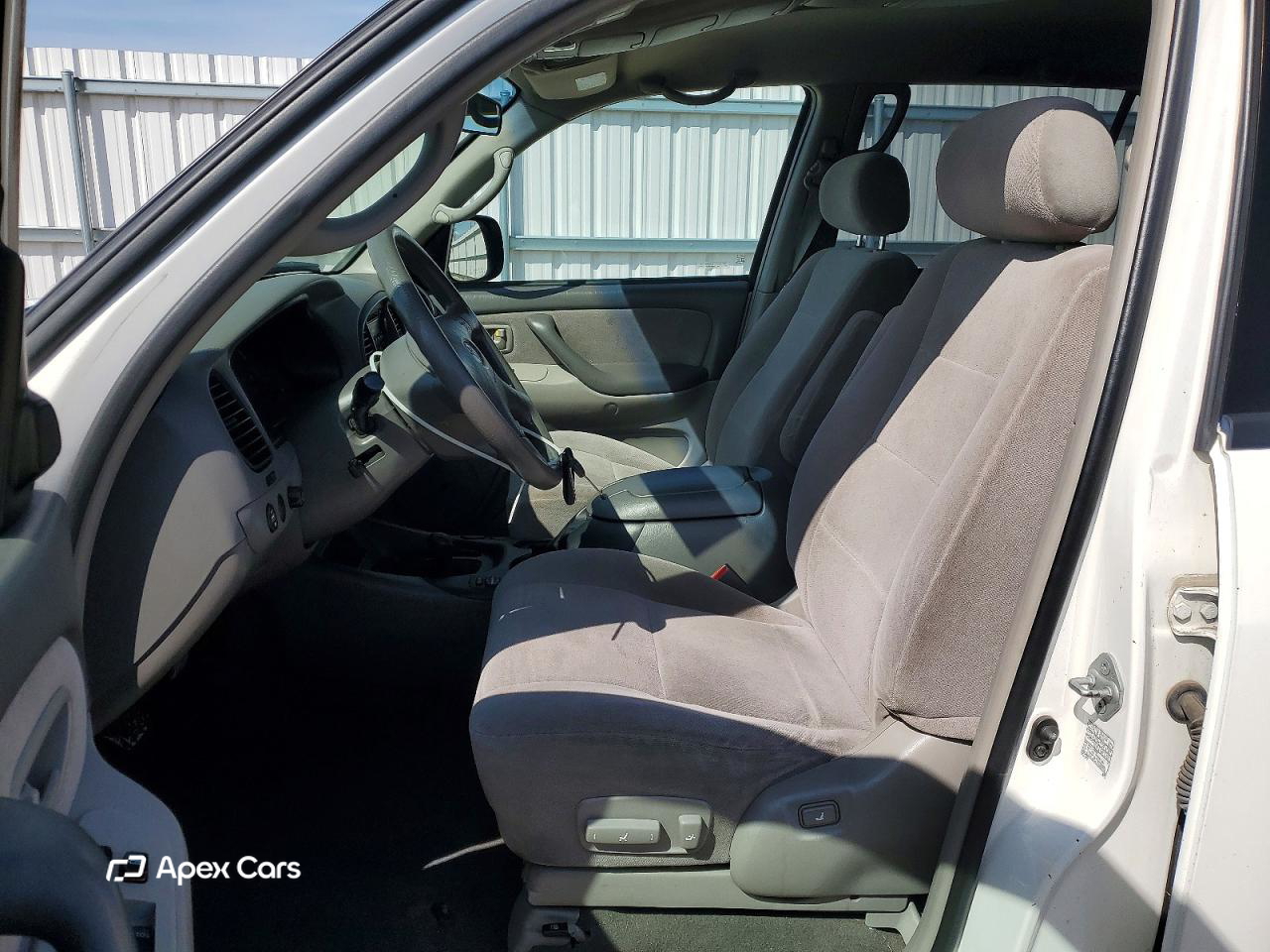 Toyota Sequoia 2002