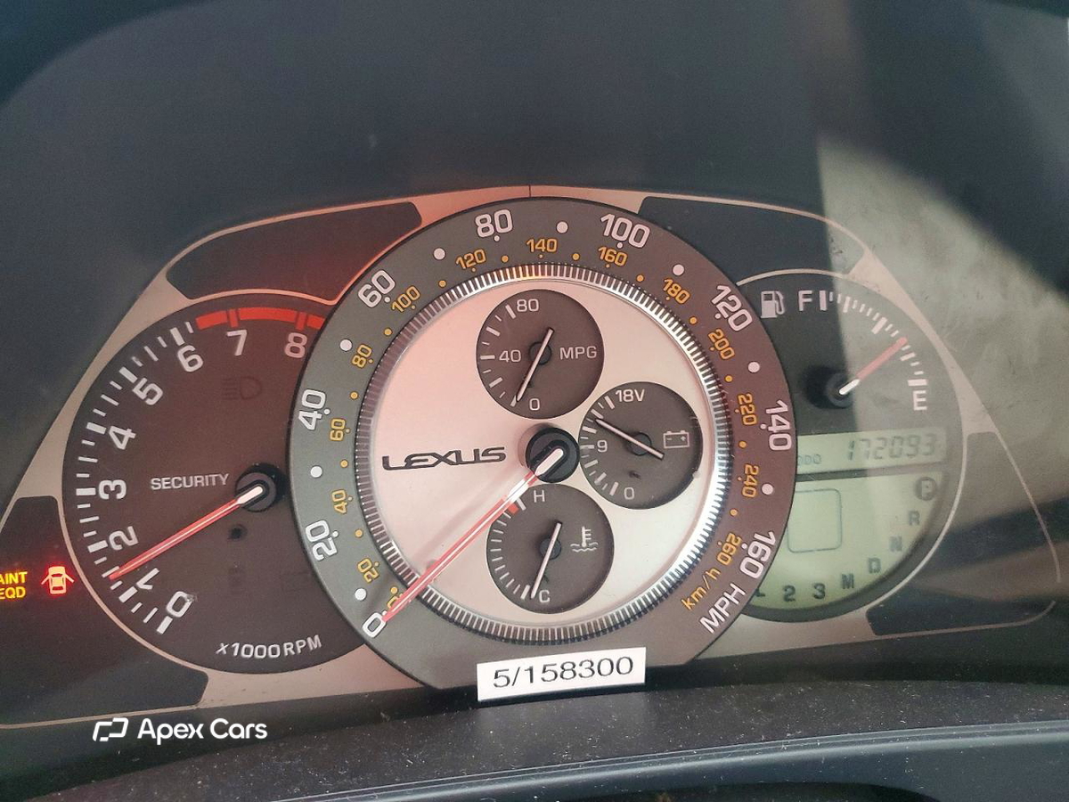 Lexus IS 2004