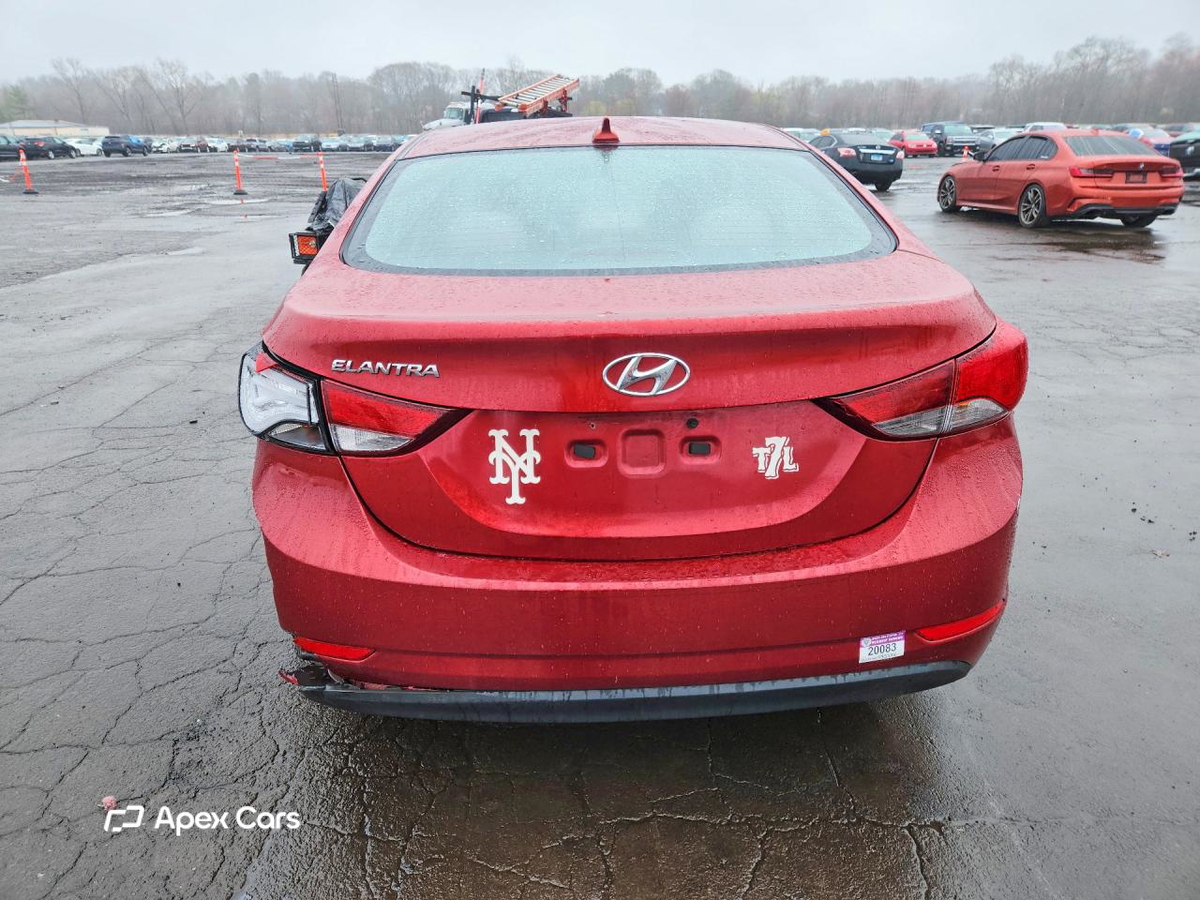 Hyundai Elantra 2016