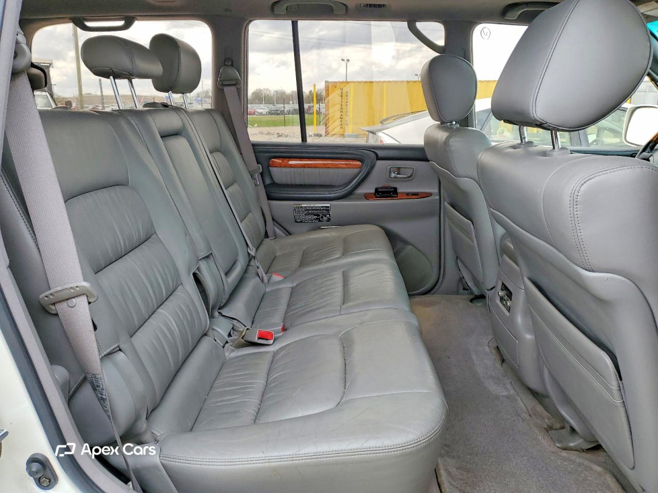Lexus LX 2003