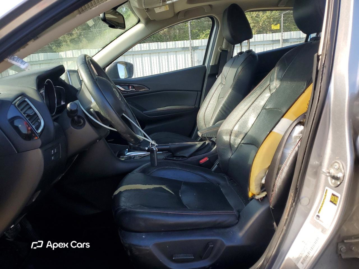 Mazda 3 2016