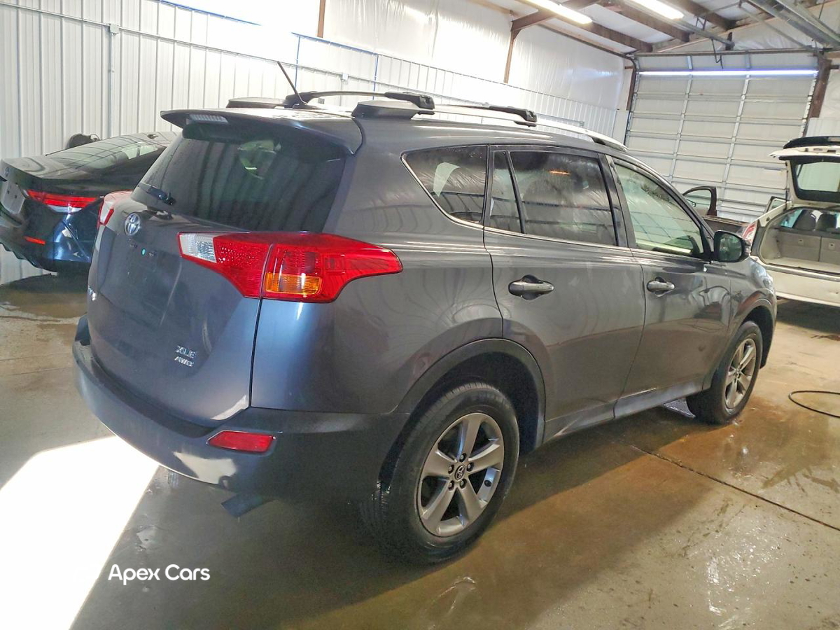 Toyota RAV 4 2015