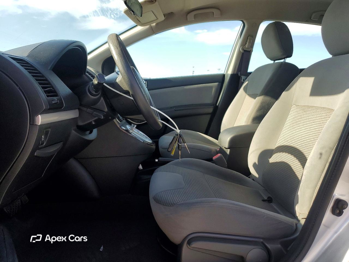 Nissan Sentra 2012