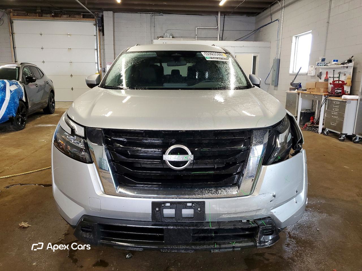 Nissan Pathfinder 2024