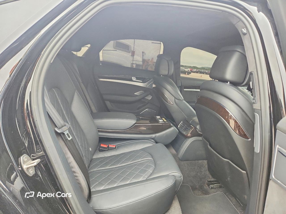 Audi S8 2016