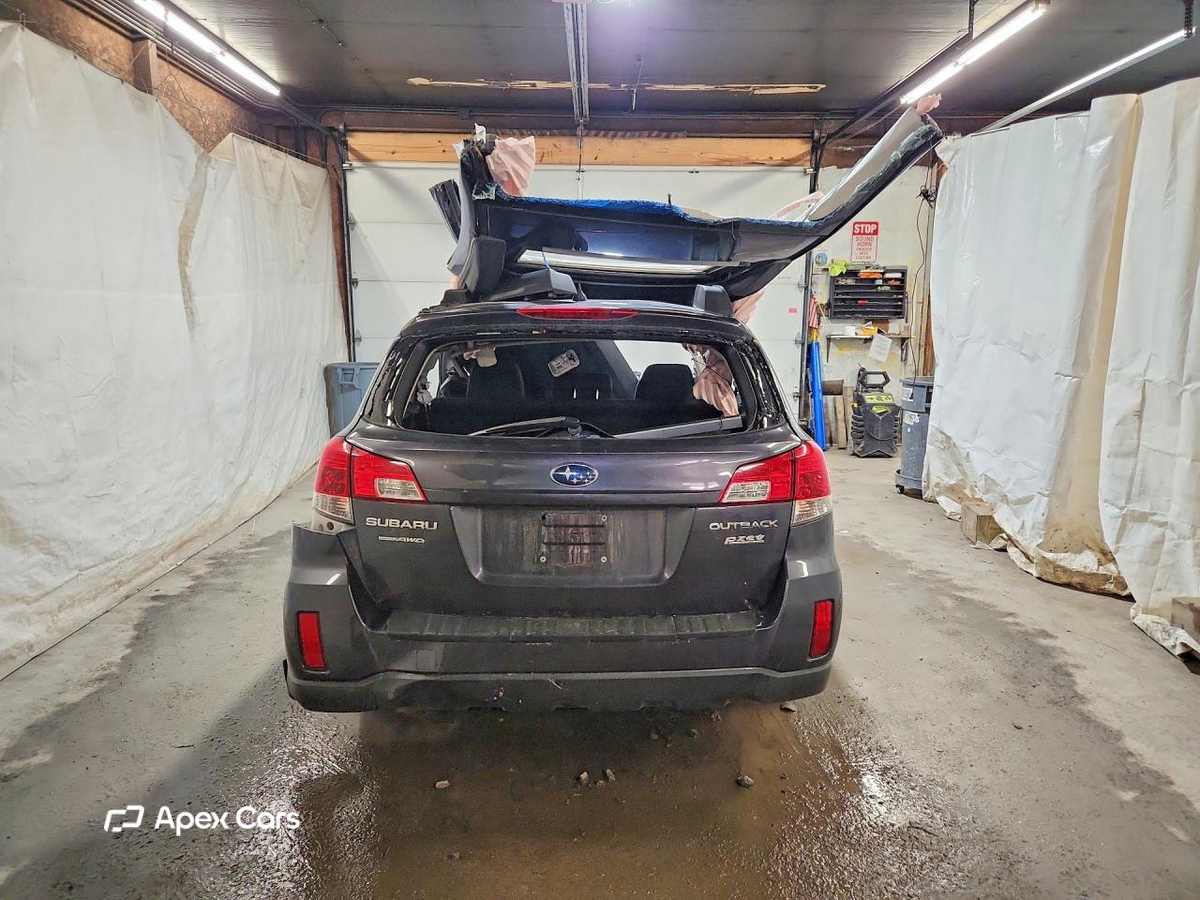 Subaru Outback 2011