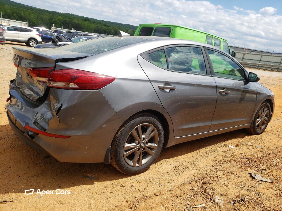 Hyundai Elantra 2018