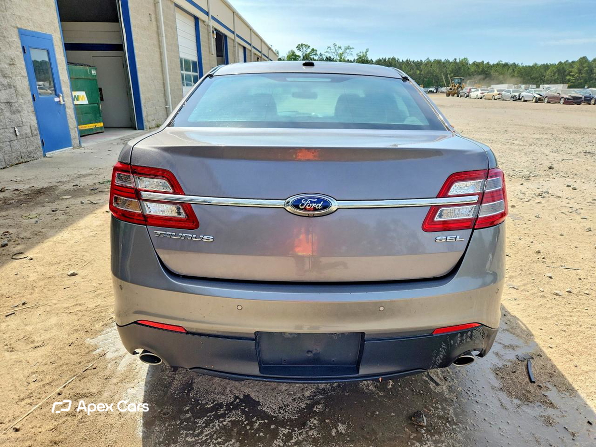 Ford Taurus 2014