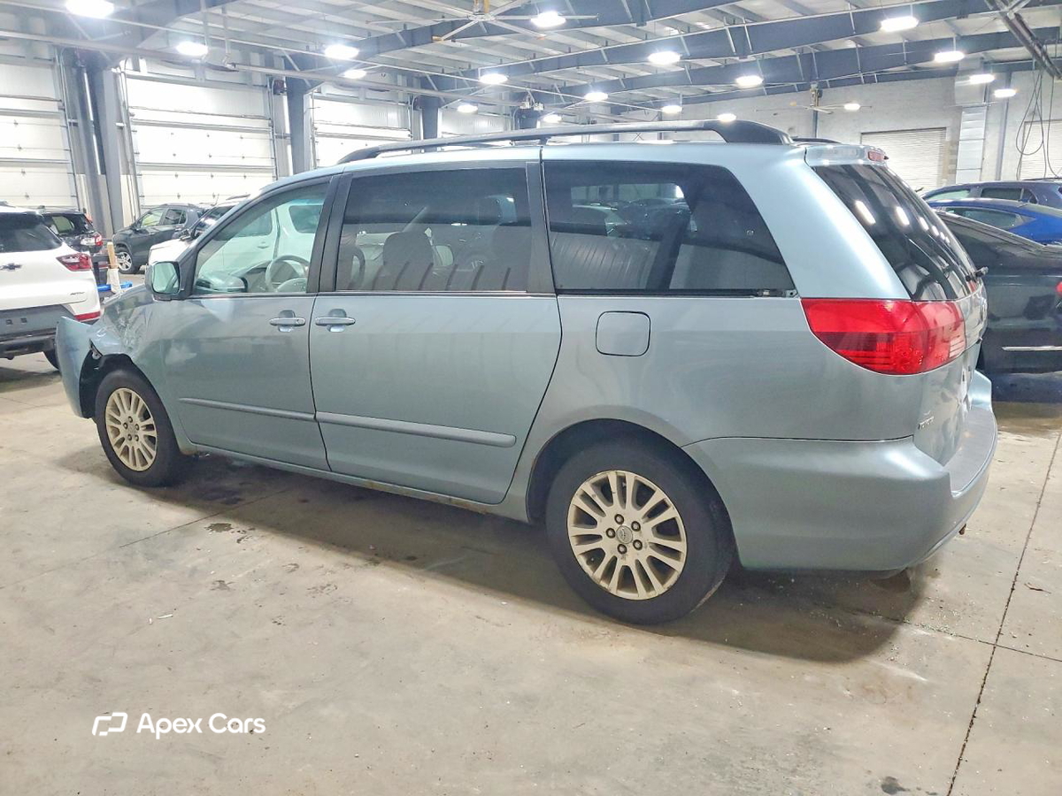 Toyota Sienna 2005
