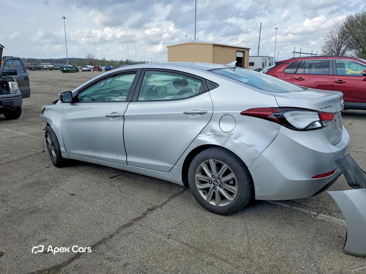 Hyundai Elantra 2015