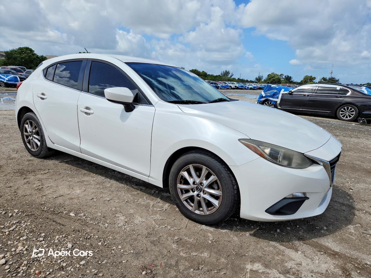 Mazda 3 2016