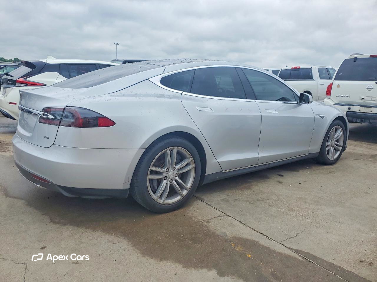 Tesla Model S 2013