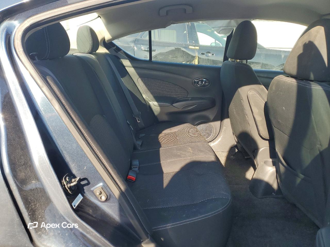 Nissan Versa 2016