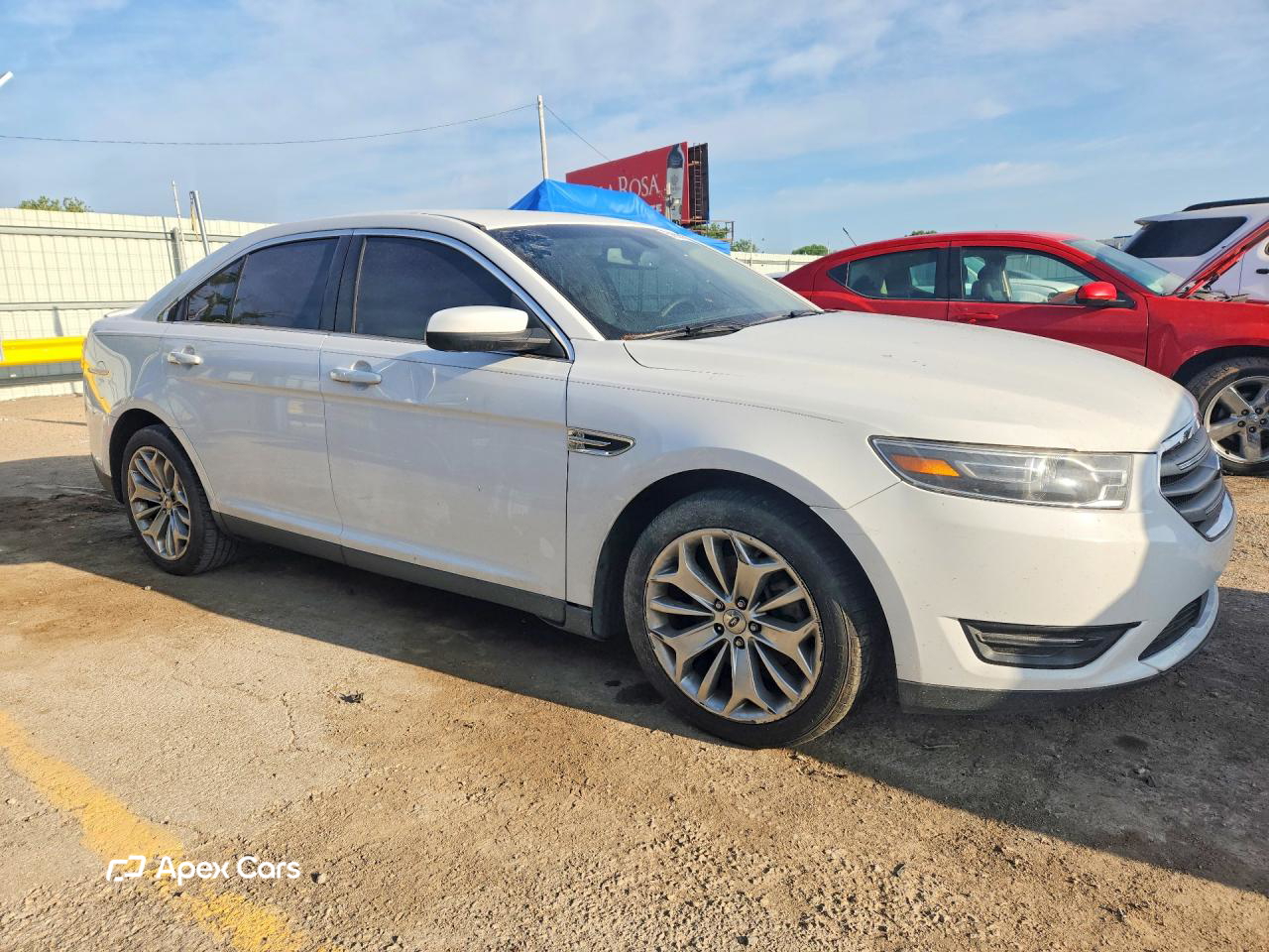 Ford Taurus 2016