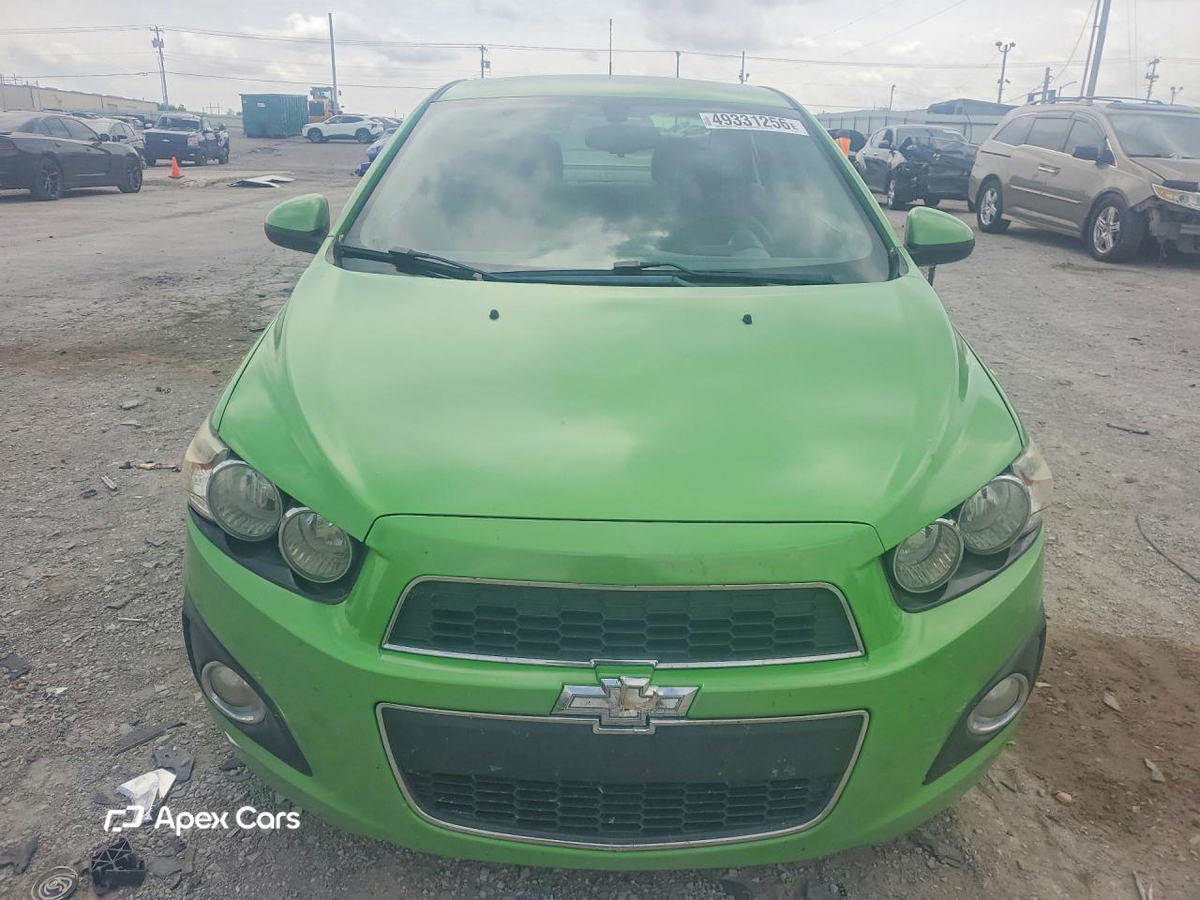 Chevrolet Sonic 2015
