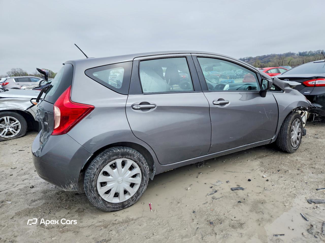 Nissan Versa 2016