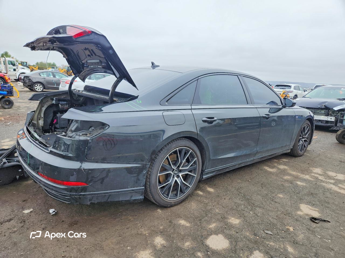 Audi A8 2021