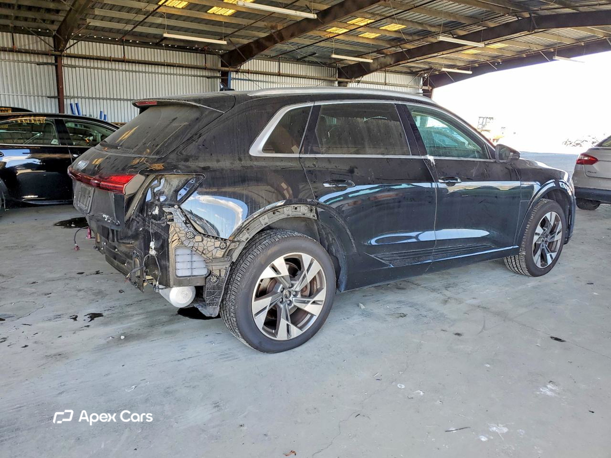 Audi e-tron 2022