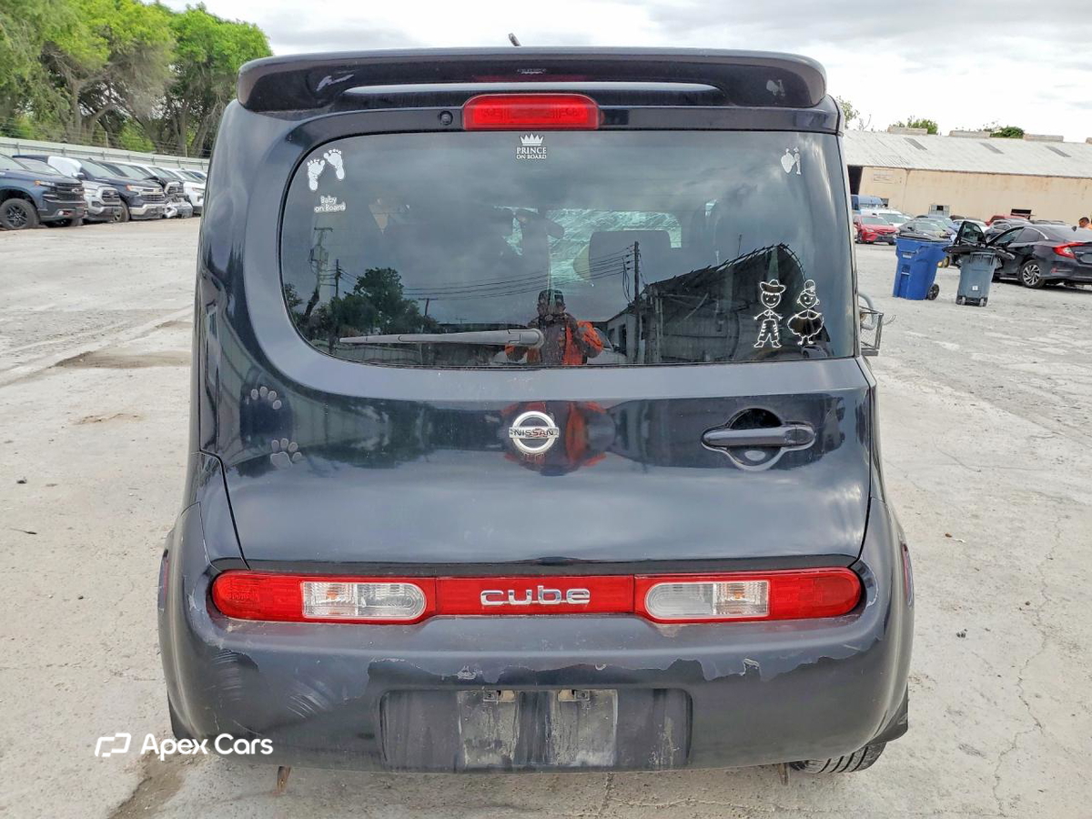 Nissan Cube 2012